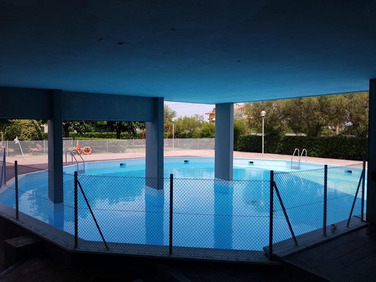 Condominio Cesano Mare Маротта Экстерьер фото