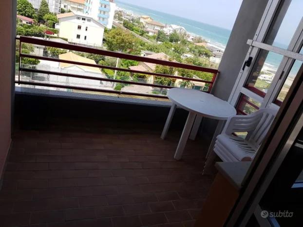 Condominio Cesano Mare Маротта Экстерьер фото